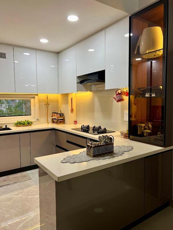 Kitchen with island Delhi NCR
