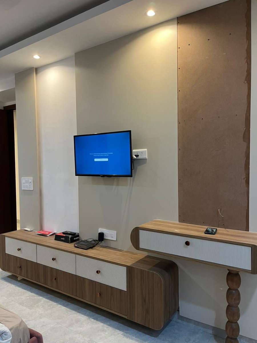 TV Units & Entertainment Walls Ghaziabad Delhi NCR